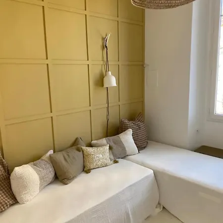Couleur Parfum - Vue Avec Balcon Parking Gratuit Apartment Grasse