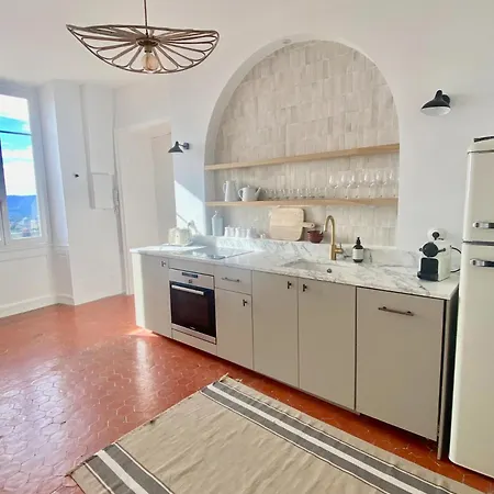 Apartment Couleur Parfum - Vue Avec Balcon Parking Gratuit Grasse